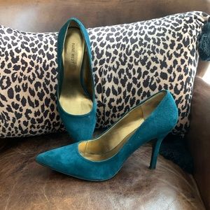 Nine West teal suede womens heel